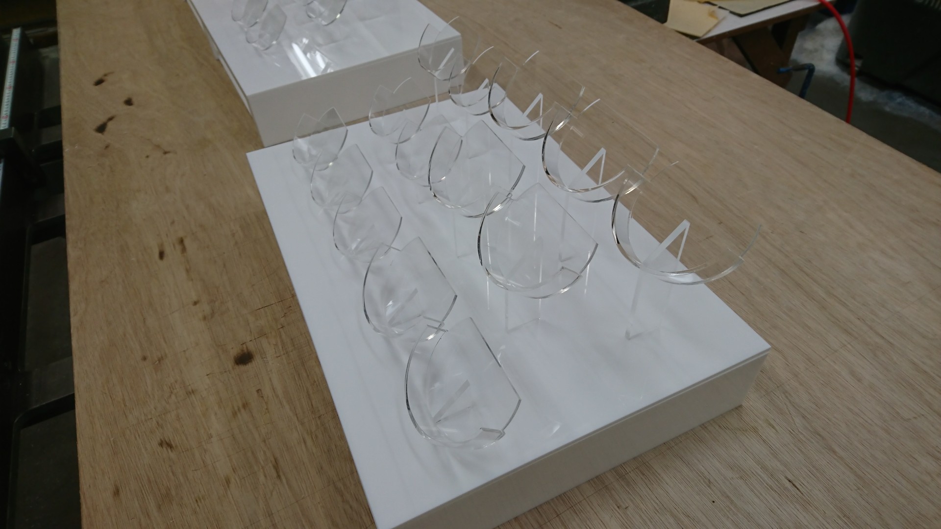 化粧品陳列什器